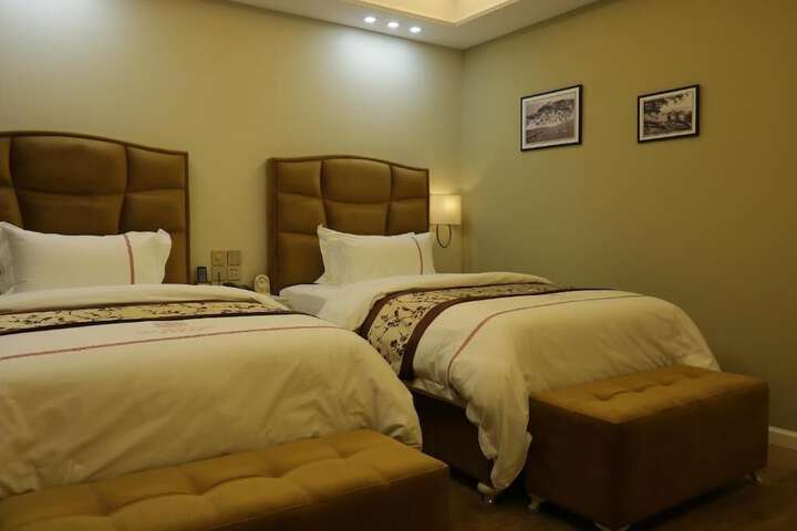 Room 6 of 29