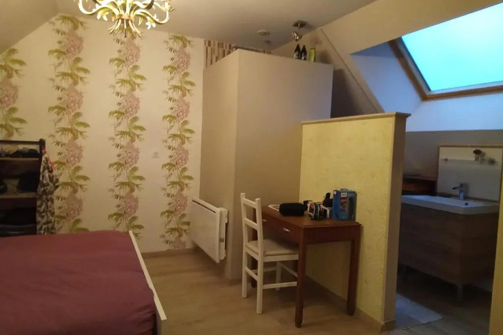 Room 3 of 11