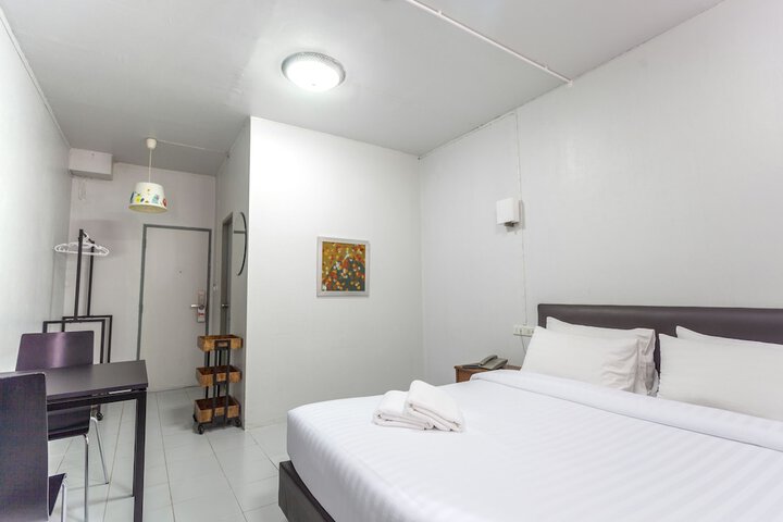 Room 7 of 113