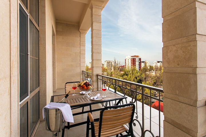 Terrace/Patio 38 of 129