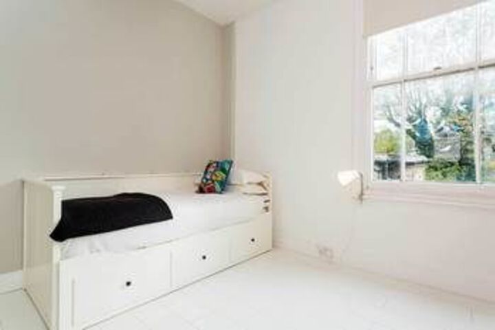 Room 16 of 20