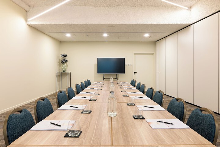 Meeting 118 of 152