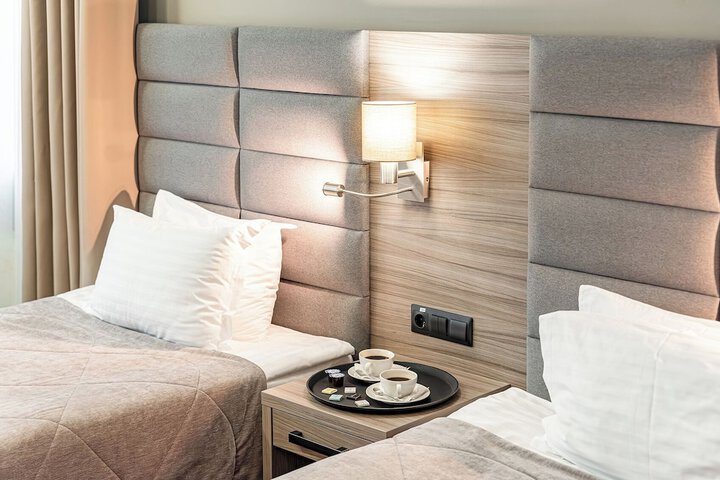 Room 45 of 124