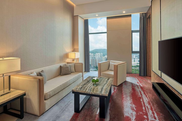 Room 32 of 133