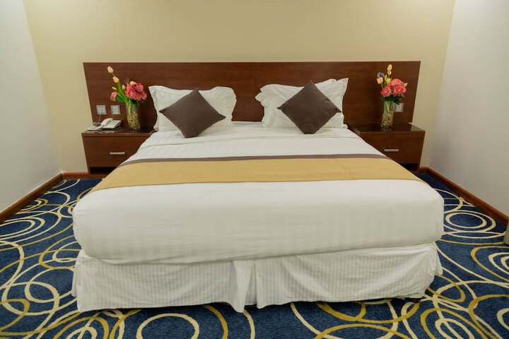 Room 15 of 40