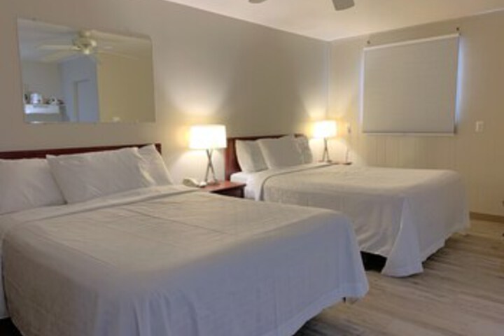 Room 16 of 48