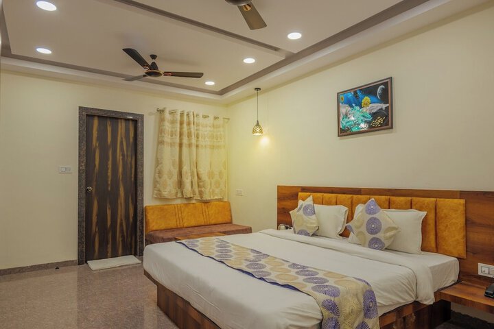 Room 15 of 31