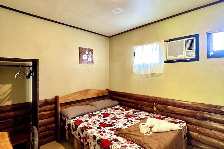 Room 12 of 81