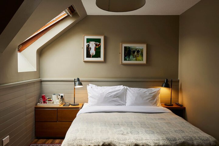 Room 48 of 118