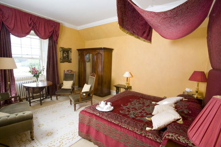 Room 6 of 69