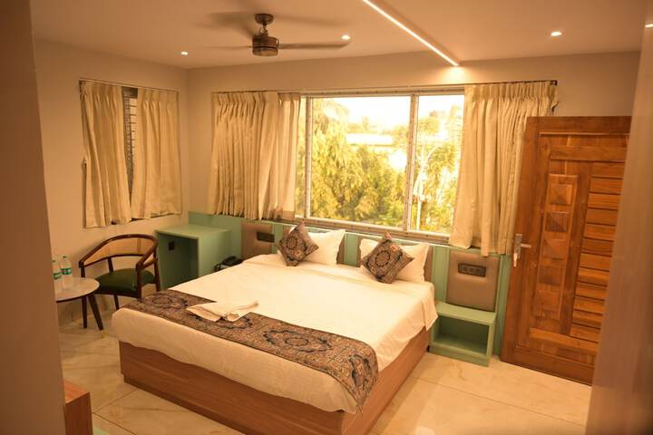 Room 7 of 62