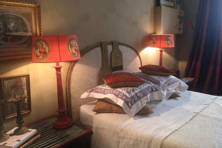Room 8 of 30