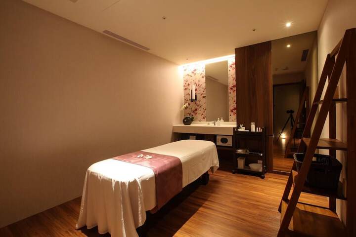 Relaxing Spa