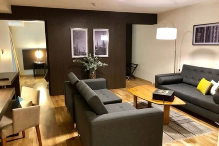 Room 21 of 47