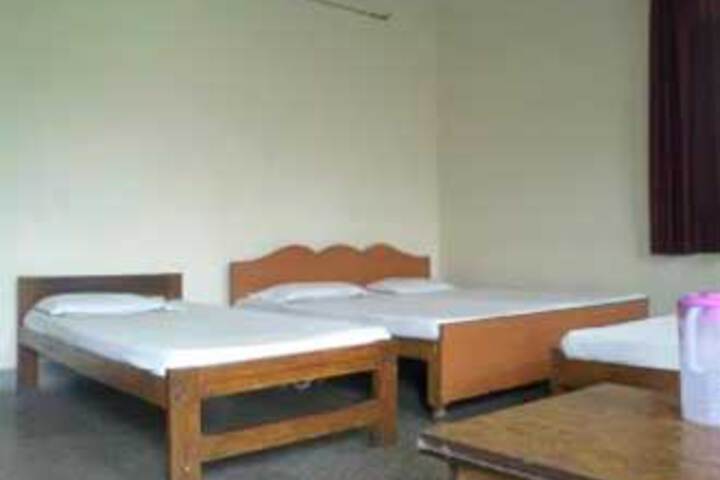 HOTEL DEV VANI