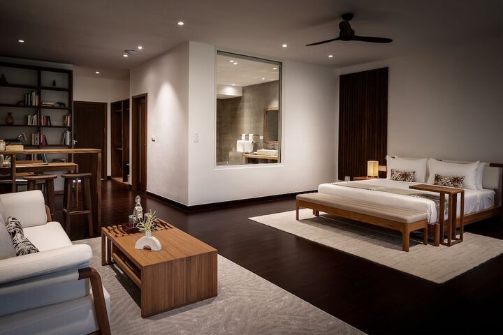 Room 10 of 49