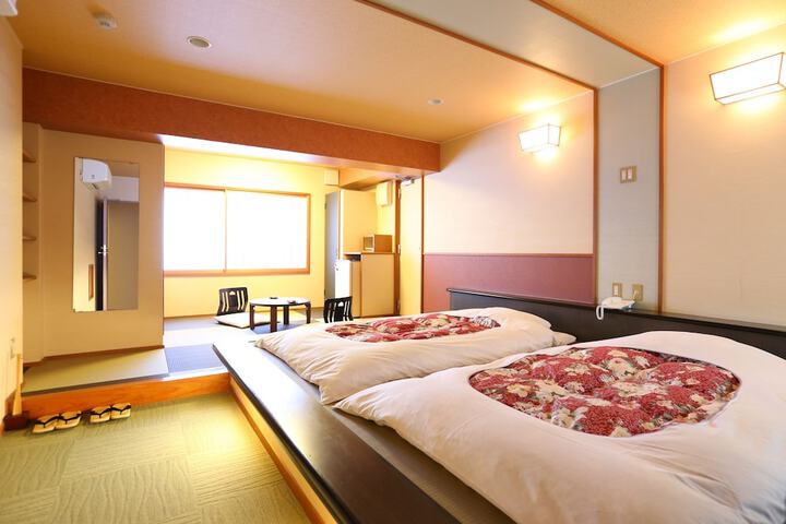 Room 16 of 94