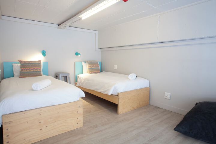 Room 70 of 148