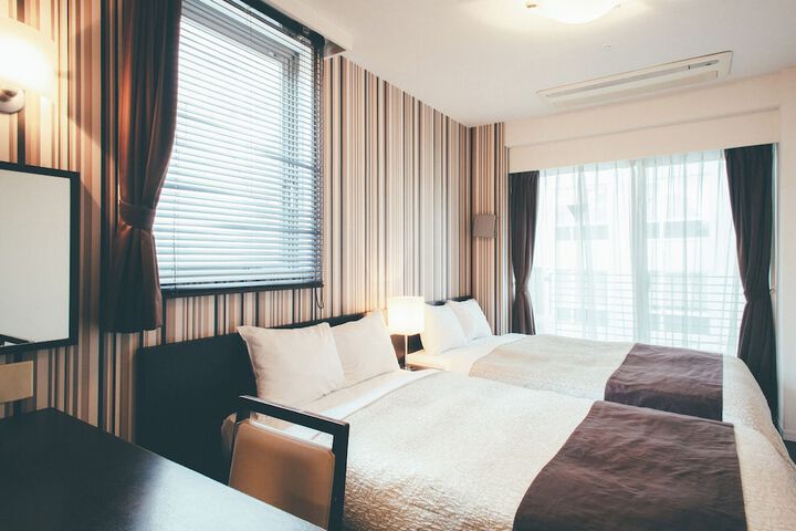 Room 19 of 42