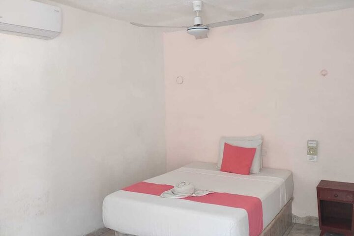 Room 18 of 29
