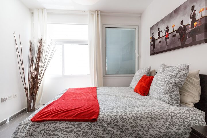 Room 5 of 22