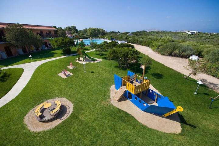 Children's play area - outdoor