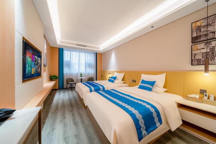 Yado Hotel Guiyang (Guiqian International General Hospital)