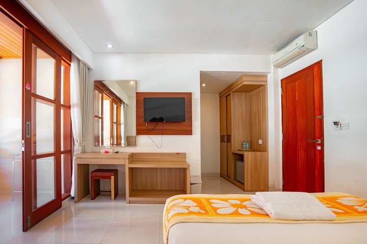 Room 8 of 71