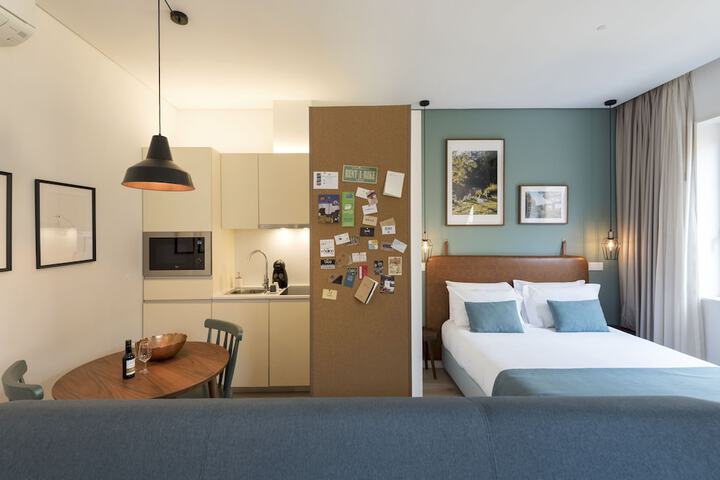 Room 6 of 53