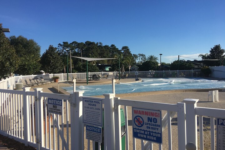 Pool 101 of 115