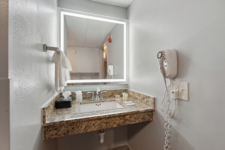 1 King Bed Mobility Accessible (27 of 34)