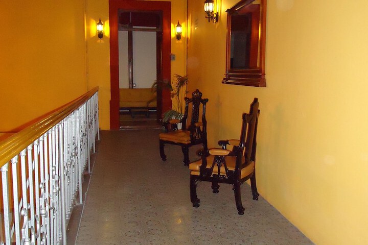 Ballroom/Hall 44 of 59