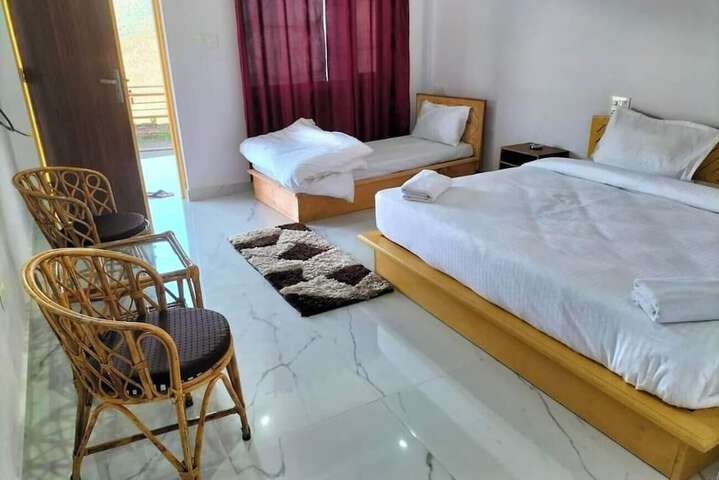 MahaGauri Hotel & Resort