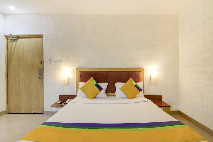 Room 17 of 24