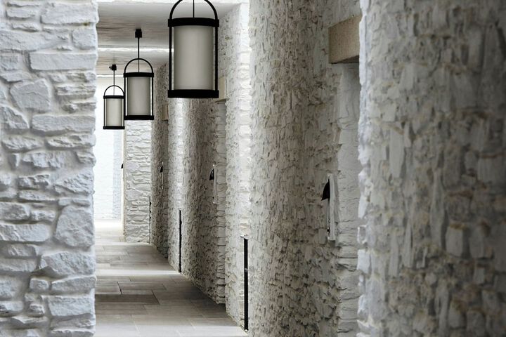 Hotel 182 of 190