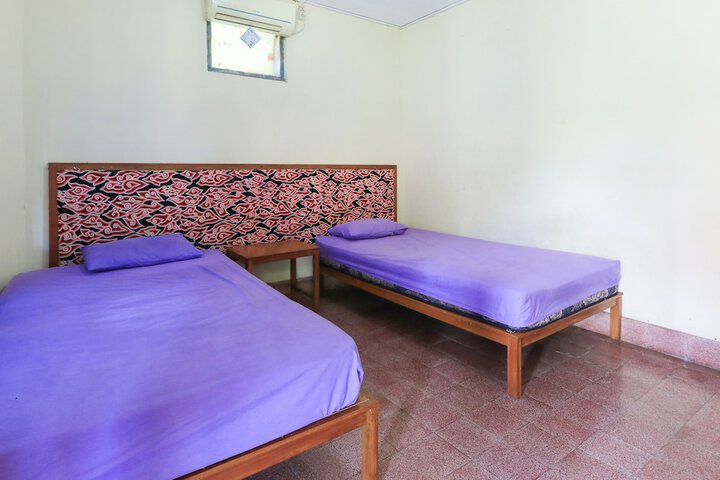 Room 12 of 24