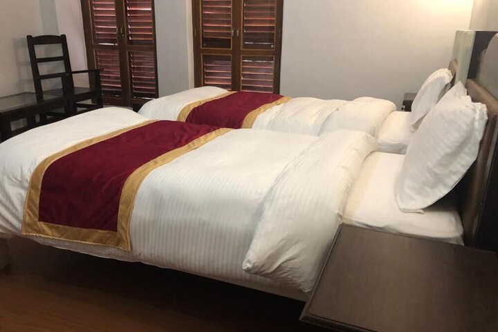 Room 19 of 28