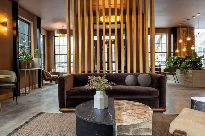 Hotel 2 of 25