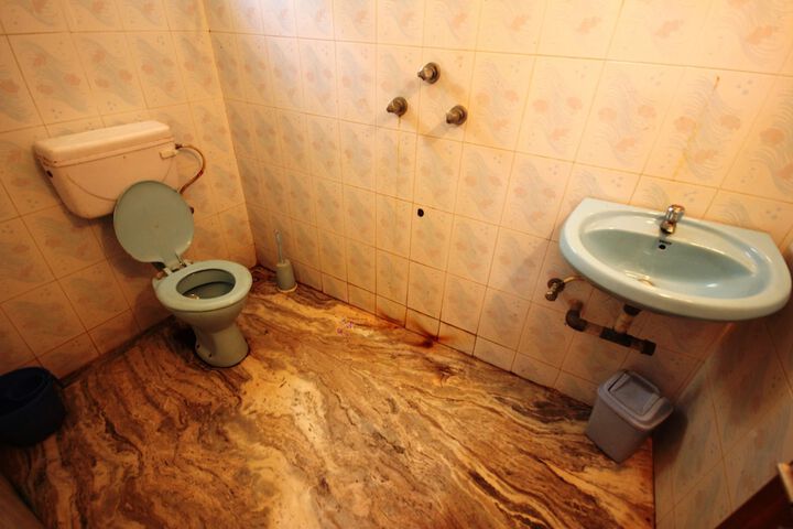 Room 13 of 13