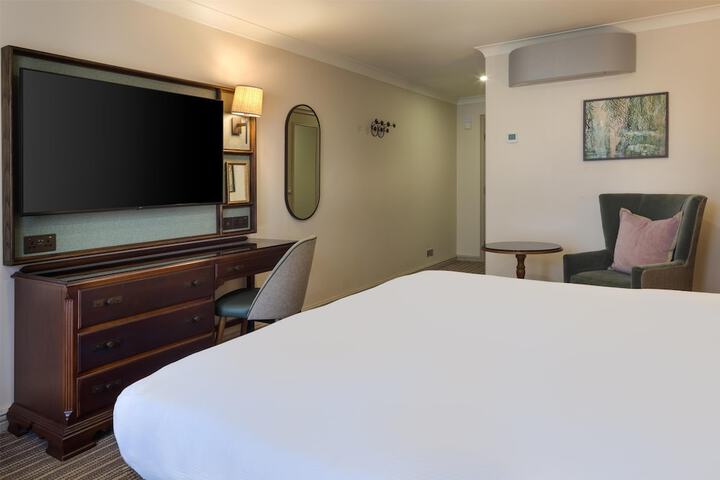 Room 36 of 156