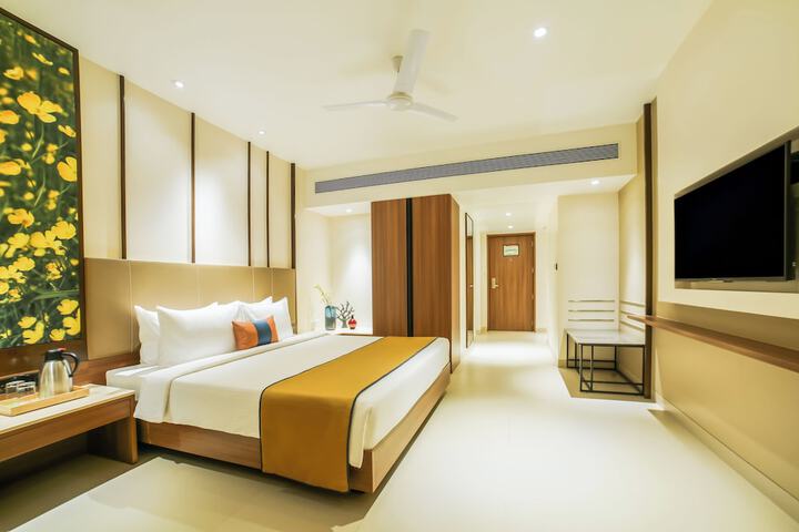 Room 7 of 27