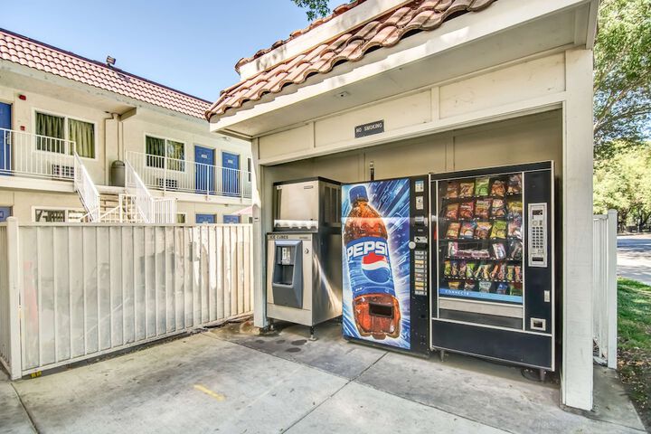 Vending machine