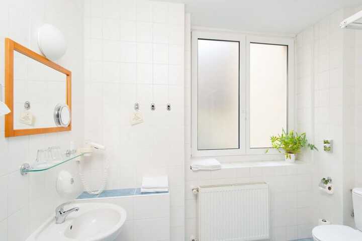 Bath Photo