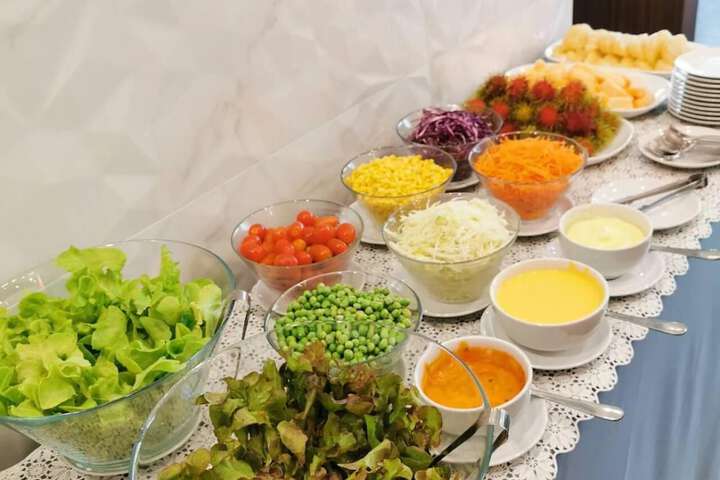 Dining 52 of 65