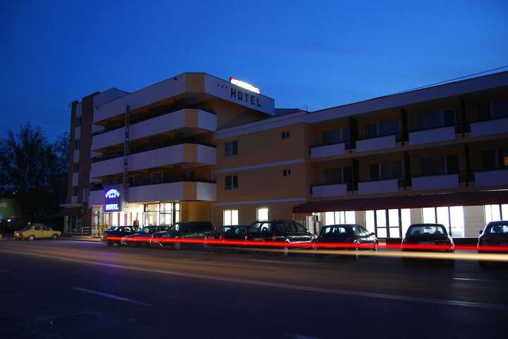 Hotel 54 of 55