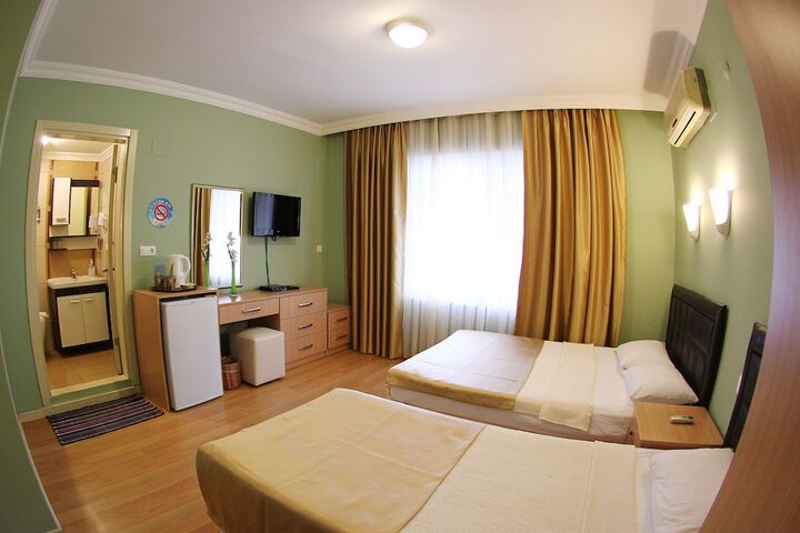 Room 3 of 56