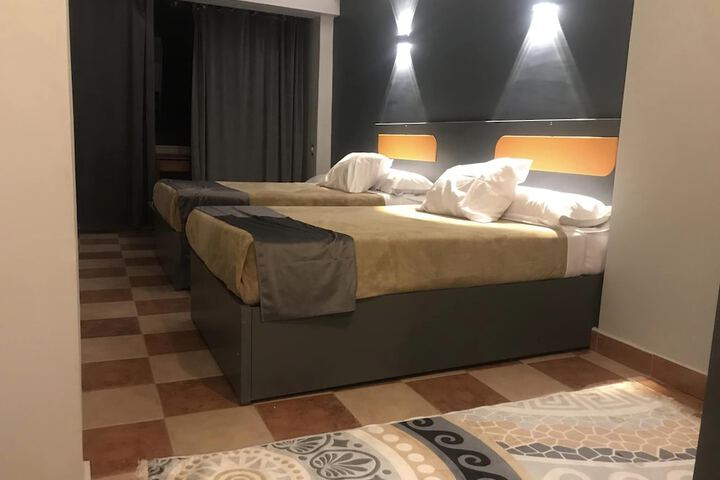 Room 16 of 23
