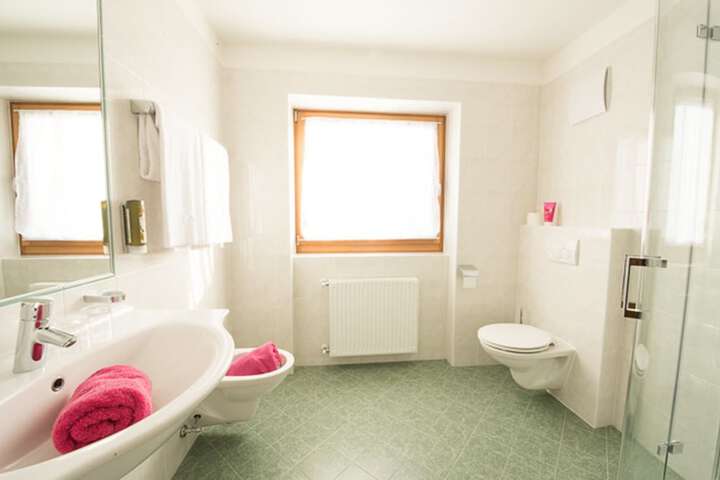Room 14 of 21