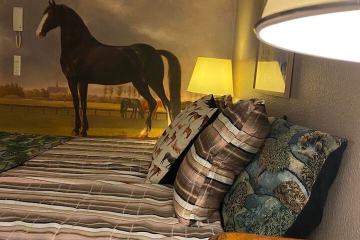 Room 13 of 67