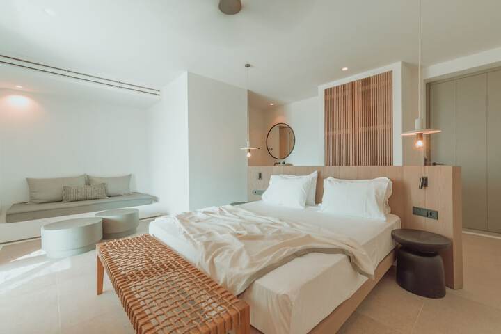 Room 7 of 40